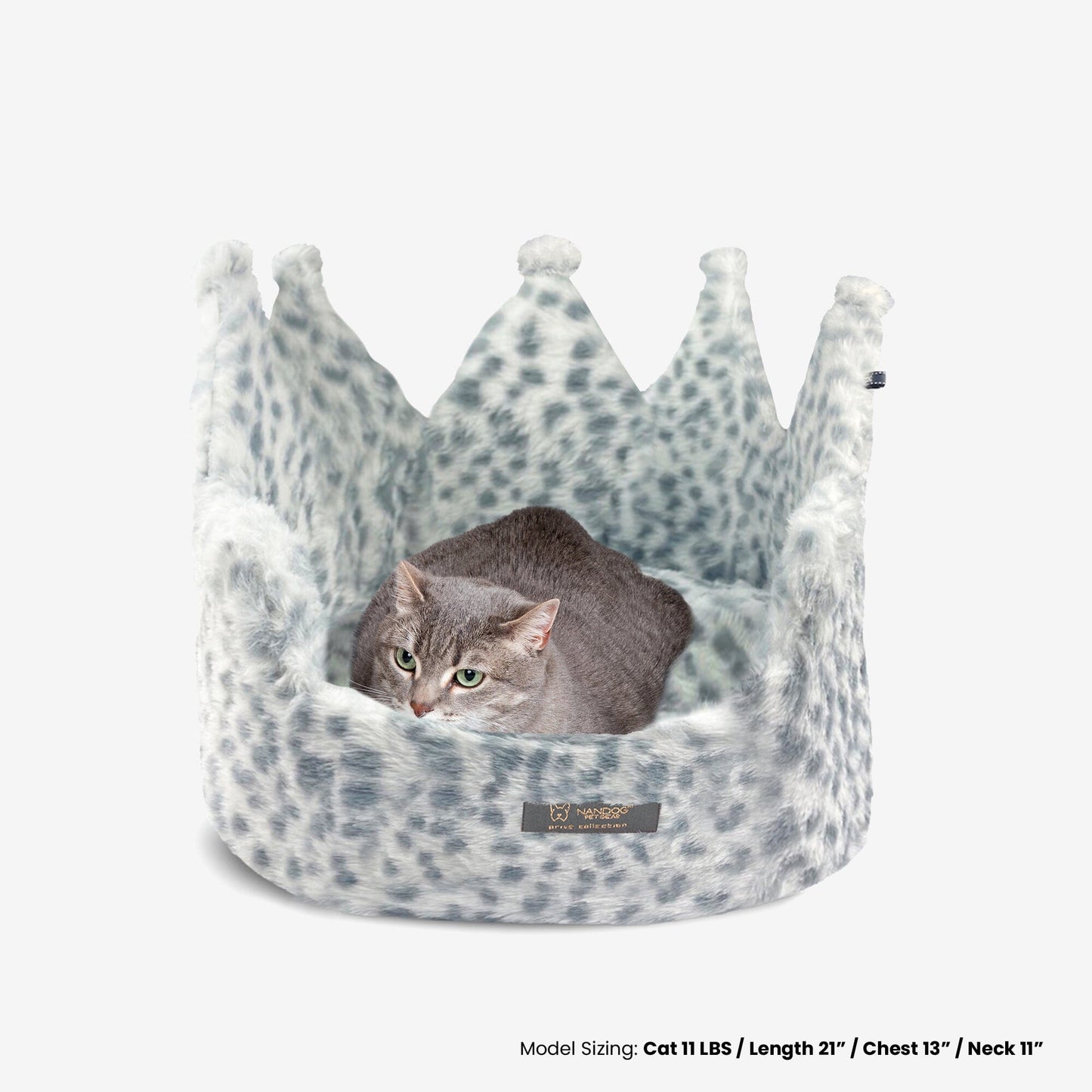 Snow Leopard Crown Pet Bed: Plush Comfort for Dogs and Cats