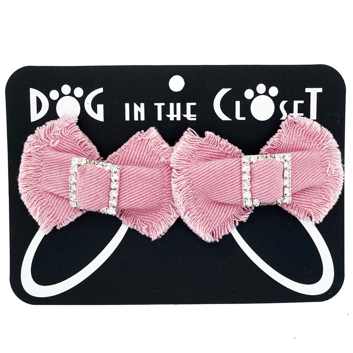 https://cdn11.bigcommerce.com/s-3hf9e/images/stencil/728x728/products/6234/69941/136013_pink_denim_bows__77677.1654592257.jpg?c=2
