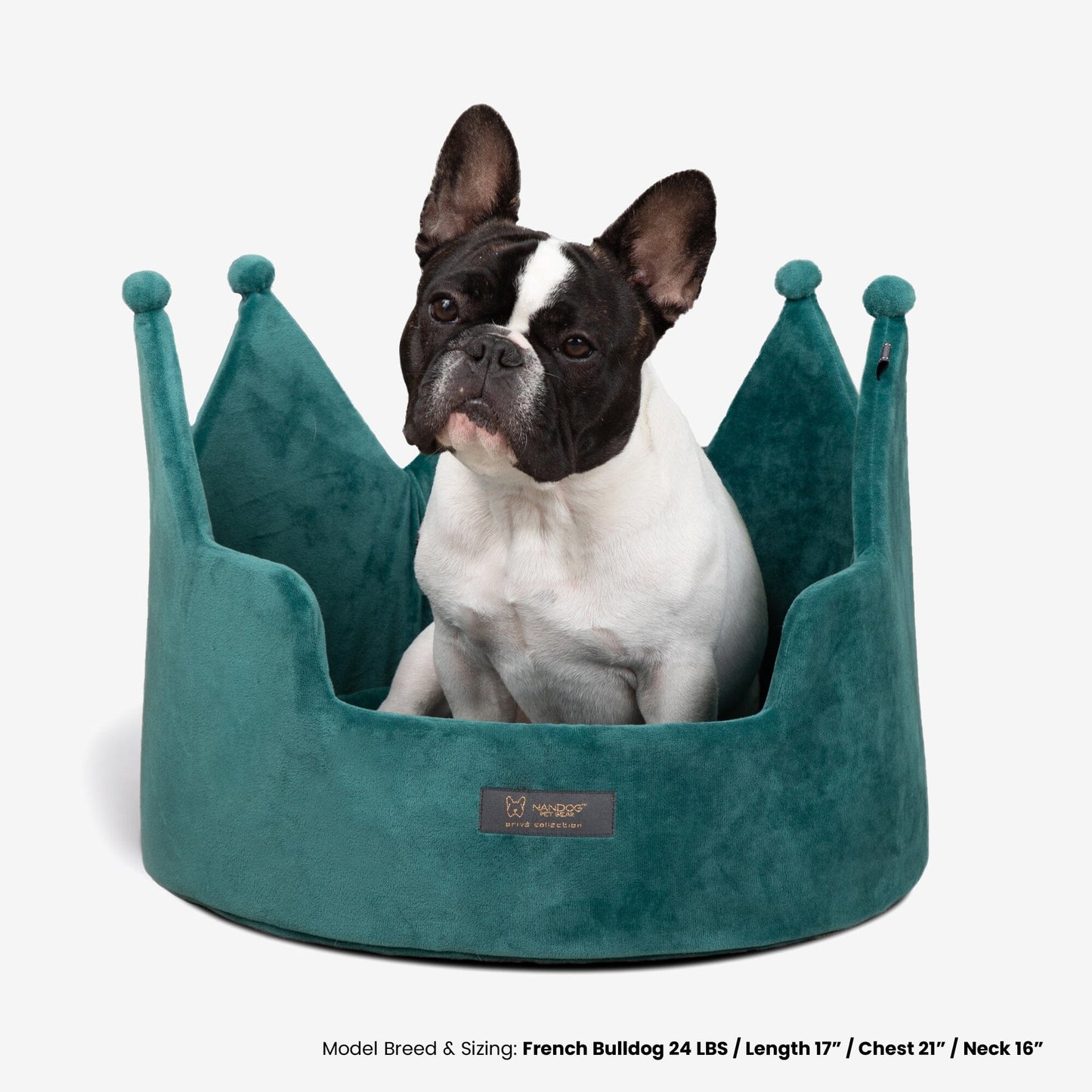Royal Green Crown Pet Bed: Plush Cloud Prive Collection for Dogs & Cats