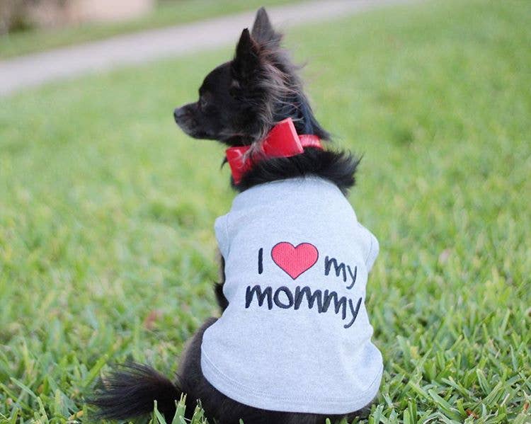 Gray I Love Mommy ® Gray Dog T-Shirt – Cute Pet Outfit for Dogs